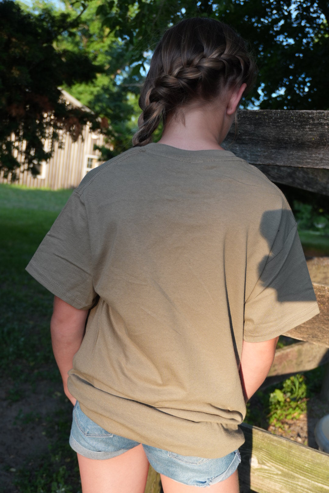 Adira "Queen Status" Tee